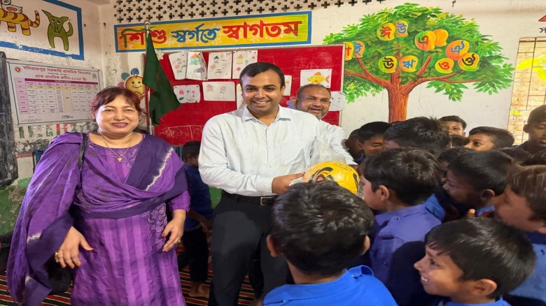 তারাগঞ্জের ইউএনও মানসম্মত শিক্ষার খোঁজে ক্লাসরুম মনিটরিংয়ে নতুন গতি...