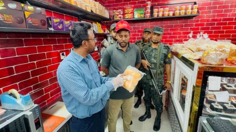 বিএসটিআই অনুমোদন ছাড়াই কেক উৎপাদন, সিরাজগঞ্জে তিন প্রতিষ্ঠান